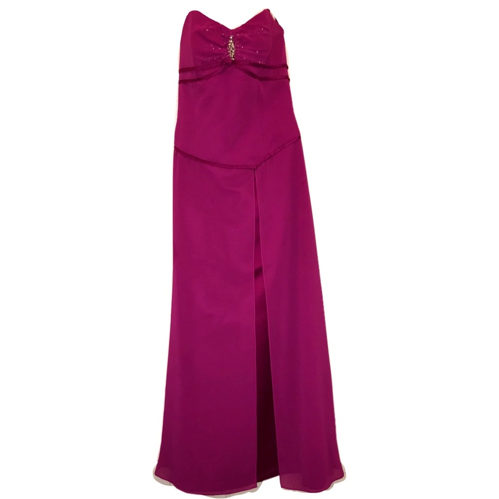 Raylia Designs magenta strapless formal/prom dress with beaded bodice & corset!
